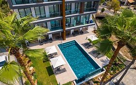 Waterside Sea View Apartments